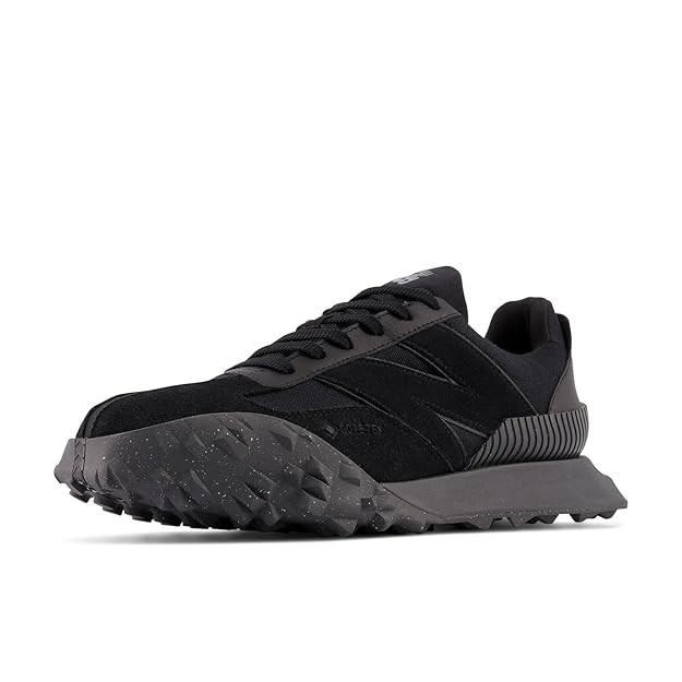 NB Unisex XC72 Black Sneakers - BRANDSAT50